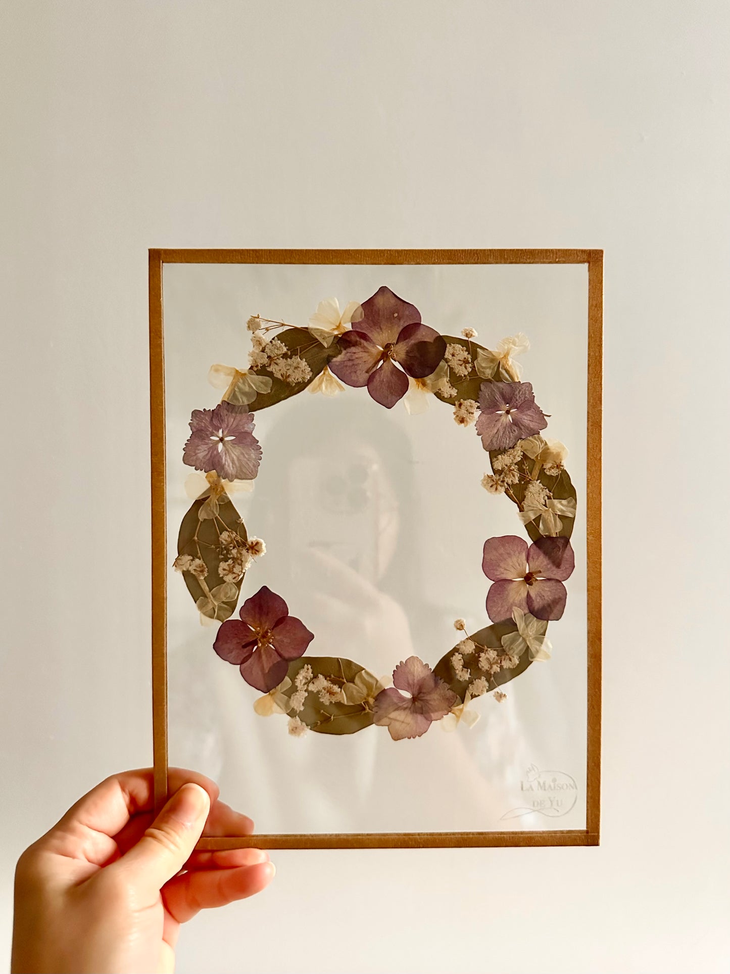 Flower Crown - Minimalist Herbarium No. 27 - 18x24 cm